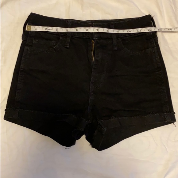 Shorts - Picture 5 of 5